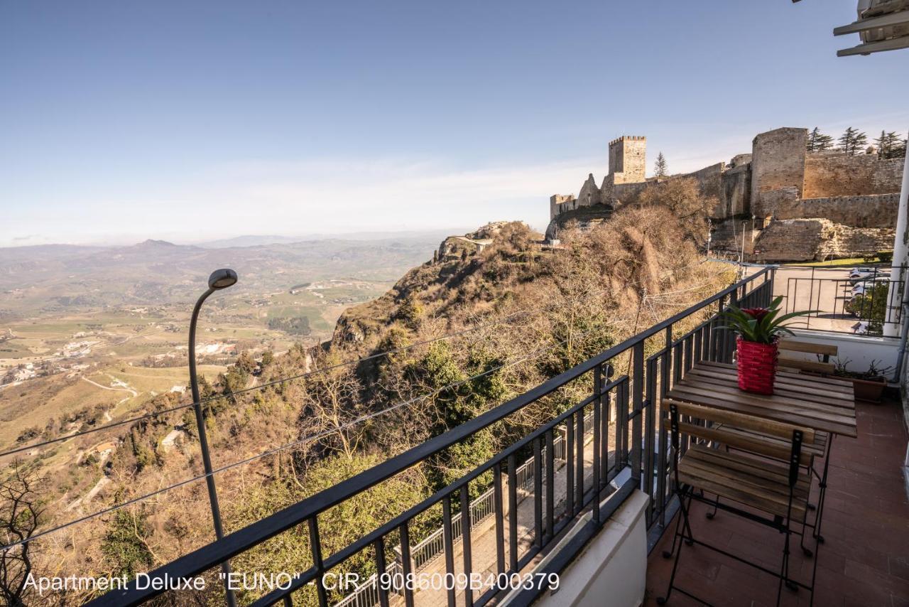 אנה Rocca Di Cerere "Rocca Da Zeru" Apartments מראה חיצוני תמונה