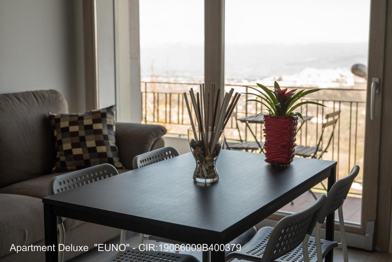 אנה Rocca Di Cerere "Rocca Da Zeru" Apartments מראה חיצוני תמונה