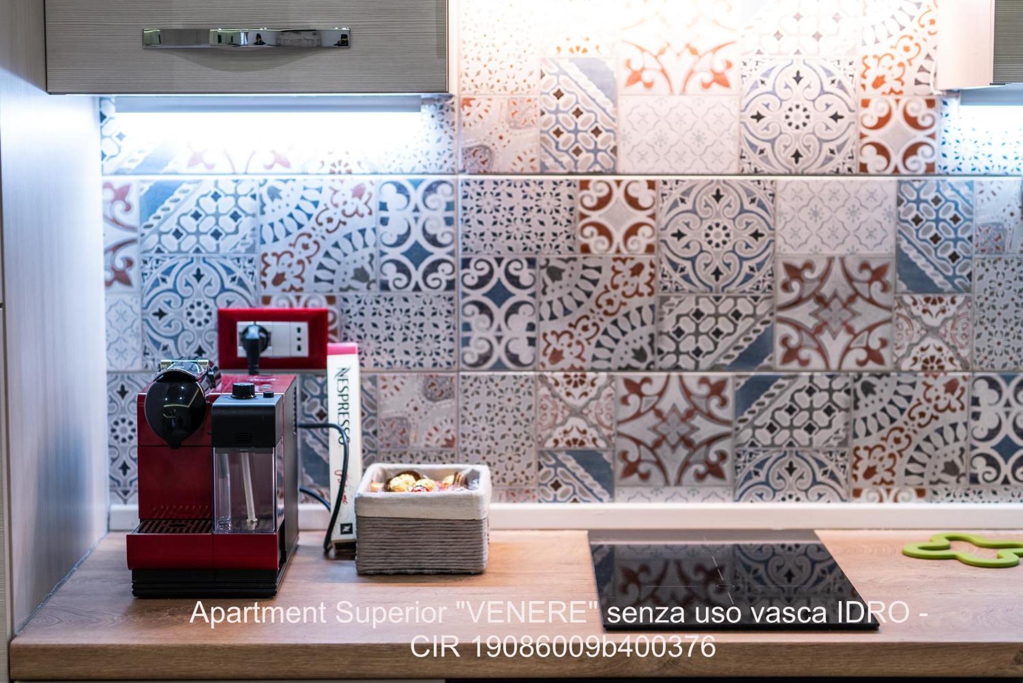 אנה Rocca Di Cerere "Rocca Da Zeru" Apartments מראה חיצוני תמונה